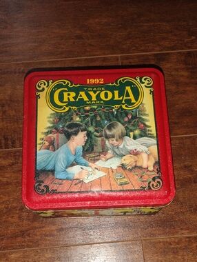 Crayola 1992 Holiday Tin with Vintage Illustration